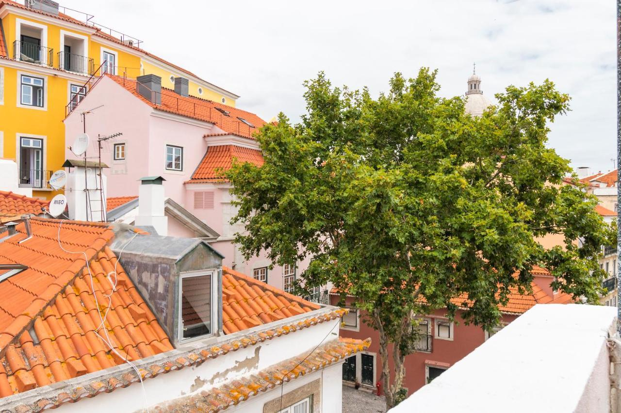 Historical Alfama, Building Top, 5Mn To Train And Subway Lisbon Luaran gambar