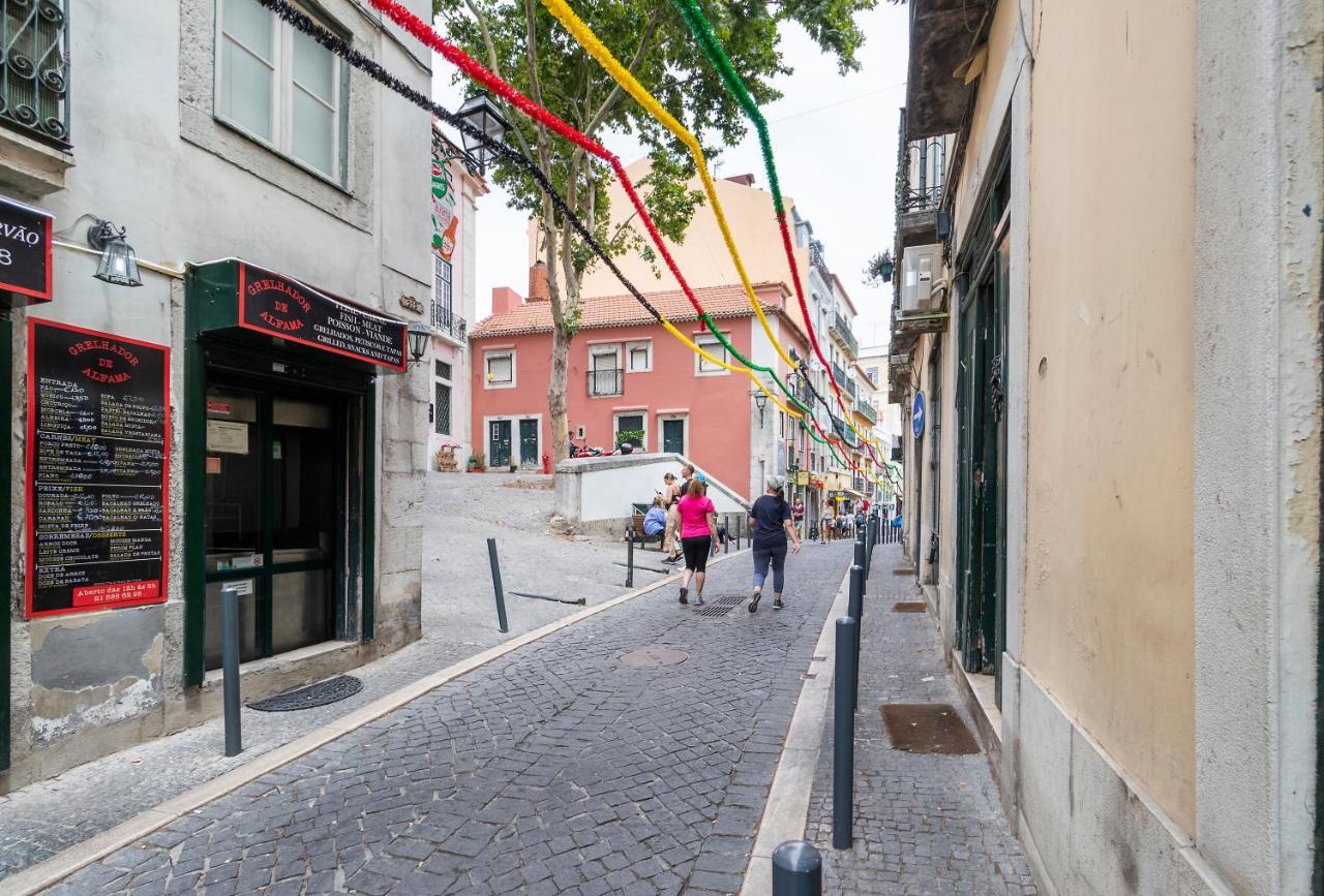 Historical Alfama, Building Top, 5Mn To Train And Subway Lisbon Luaran gambar